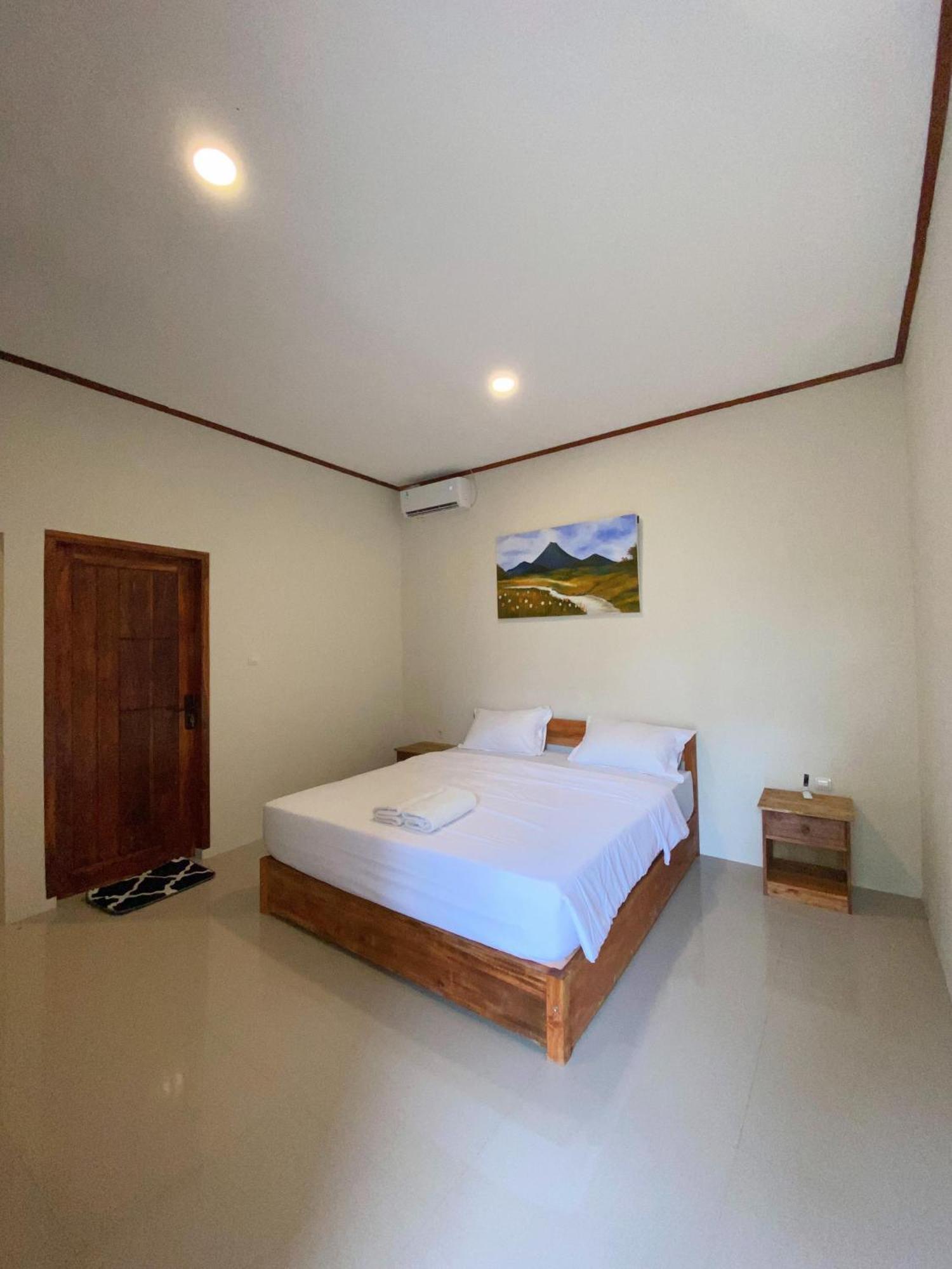Mandalika Homestay Kuta  Phòng bức ảnh